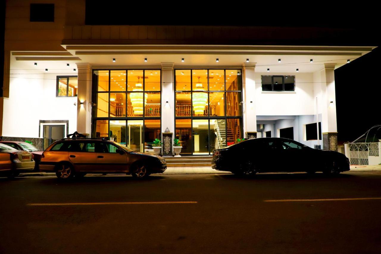 United Hotel International Yaoundé Zewnętrze zdjęcie