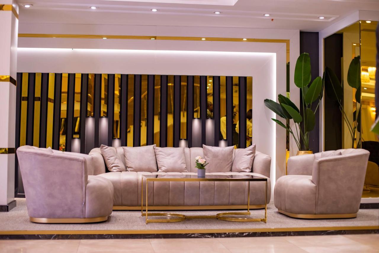 United Hotel International Yaoundé Zewnętrze zdjęcie