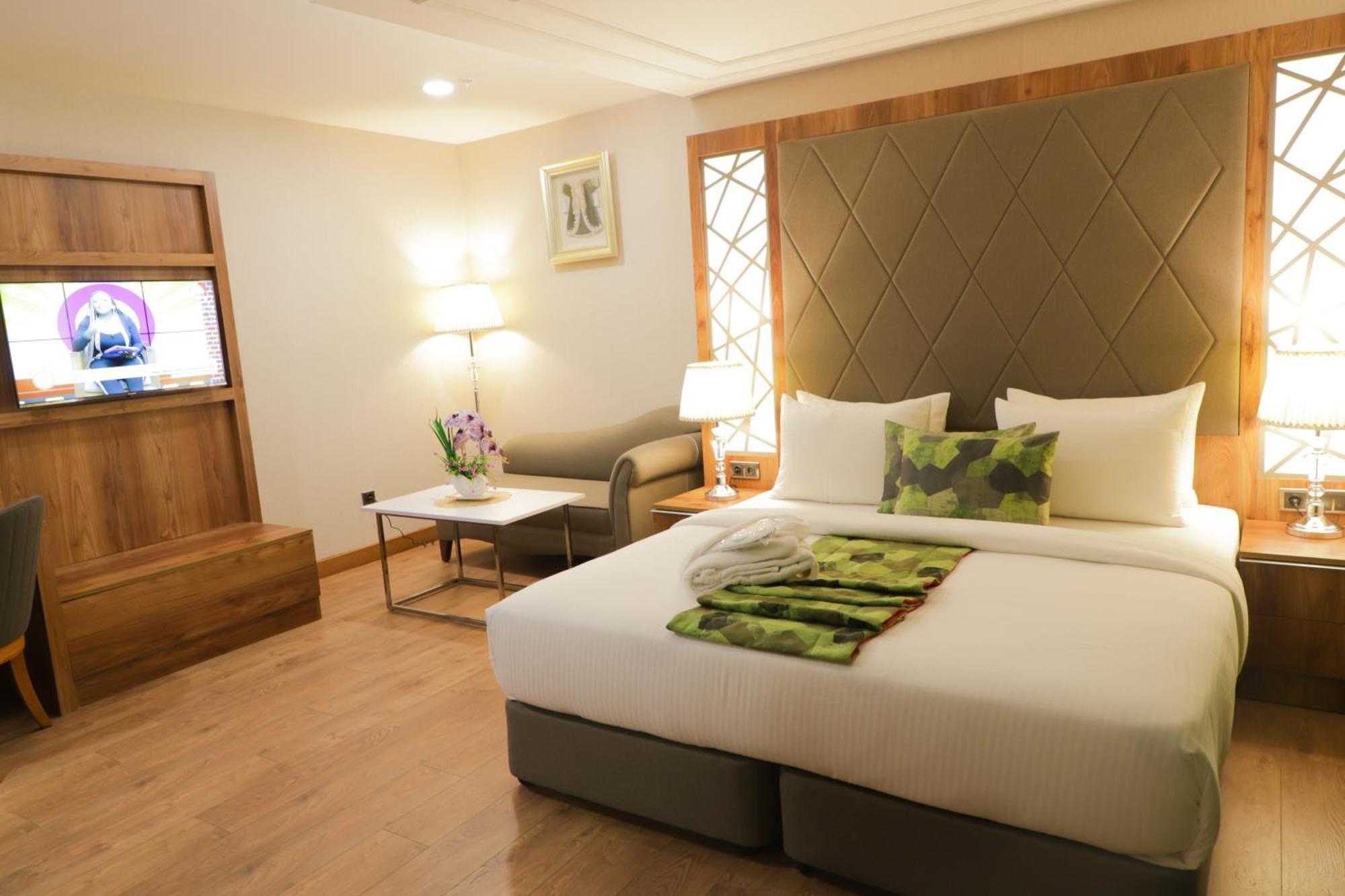 United Hotel International Yaoundé Zewnętrze zdjęcie