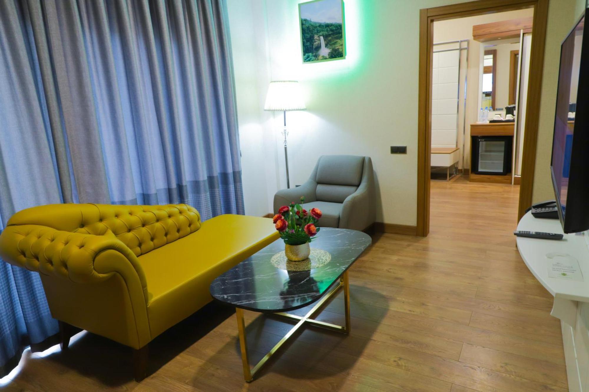 United Hotel International Yaoundé Zewnętrze zdjęcie